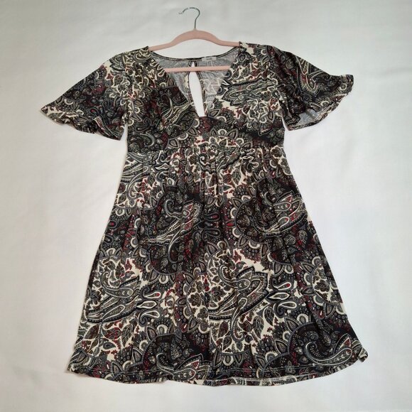 Eoote Grey Pailsley Empire Fit n Flare Mini Dress Size M Stretch Flutter Sleeves - Picture 2 of 16